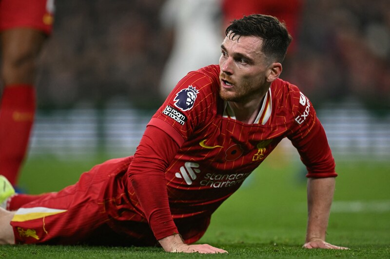 image Milos Kerkez có gì nổi bật hơn so với Andrew Robertson?