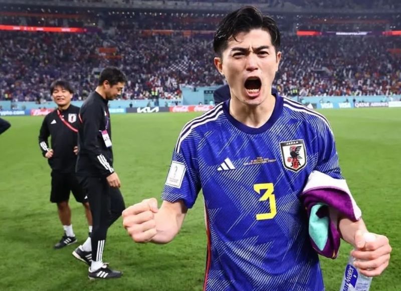 Shogo Taniguchi là thủ lĩnh hàng phòng ngự, biểu tượng sức mạnh của bóng đá Nhật Bản