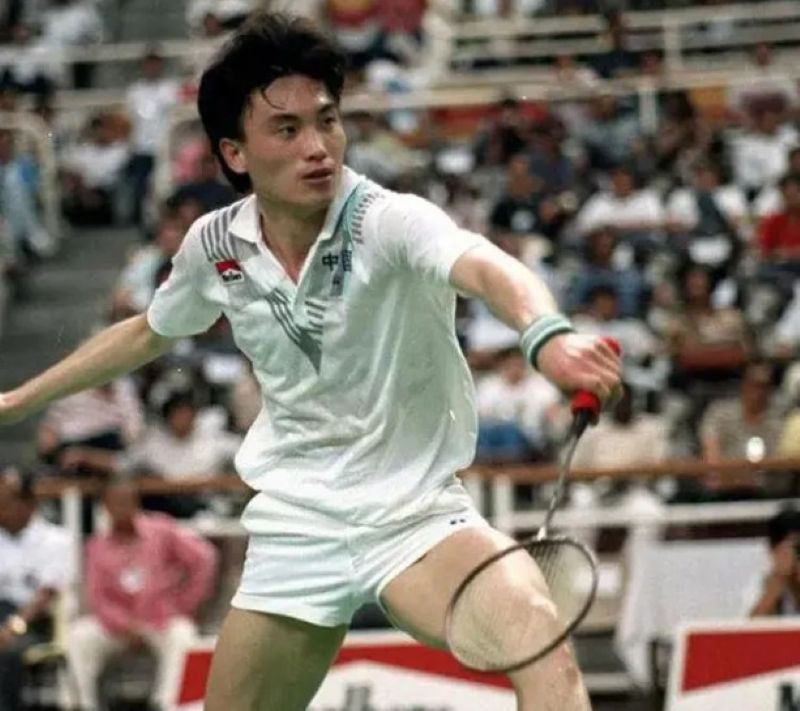 Anh được ngưỡng mộ bởi sự thông minh, khả năng đọc trận đấu và lối đánh đậm chất nghệ sĩ